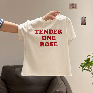 红色圆领字母印花正肩短袖T恤女2026年夏季美式甜辣妹性感小上衣