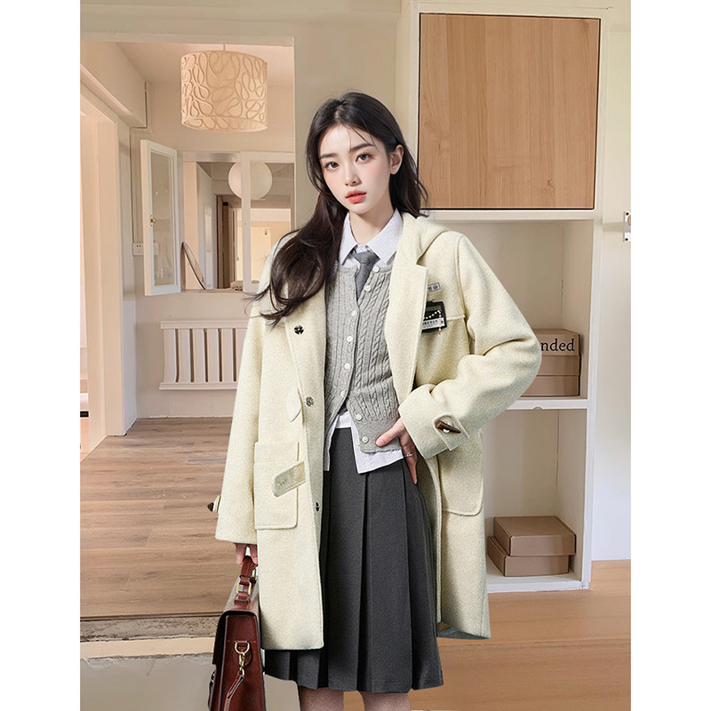 可可森林  jk学院风牛角扣毛呢外套女秋冬新款韩系甜美风连帽大衣