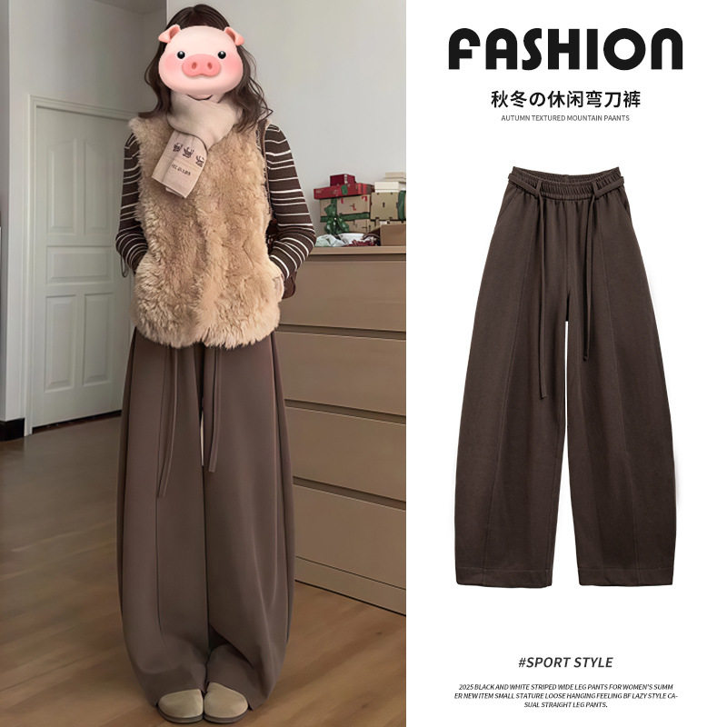 咖啡色弯刀运动裤女秋冬季新款高腰宽松加绒阔腿裤垂感显瘦休闲裤