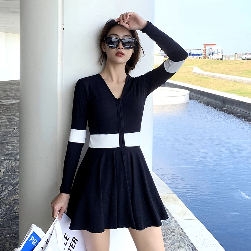 大码泳衣女夏保守连体2025时尚遮肚显瘦温泉长袖运动1001z