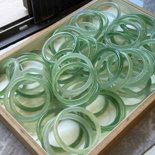 石韵轩天然苹果绿色玛瑙高冰少女汉服旗袍冰种新年礼 此间青绿