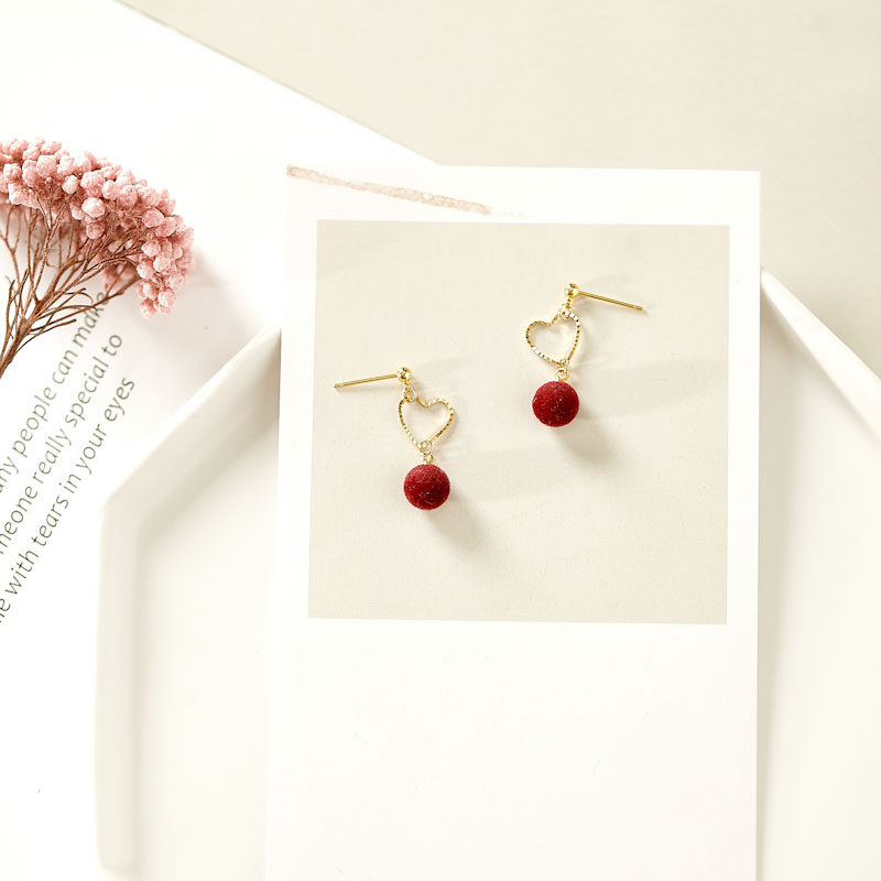 花宿新品 精致甜美小耳坠18K包金爱心毛球耳钉女秋冬无洞耳夹气质,饰品/流行首饰/时尚饰品新,耳环,淘宝优惠券,粉丝福利购,淘宝优惠卷