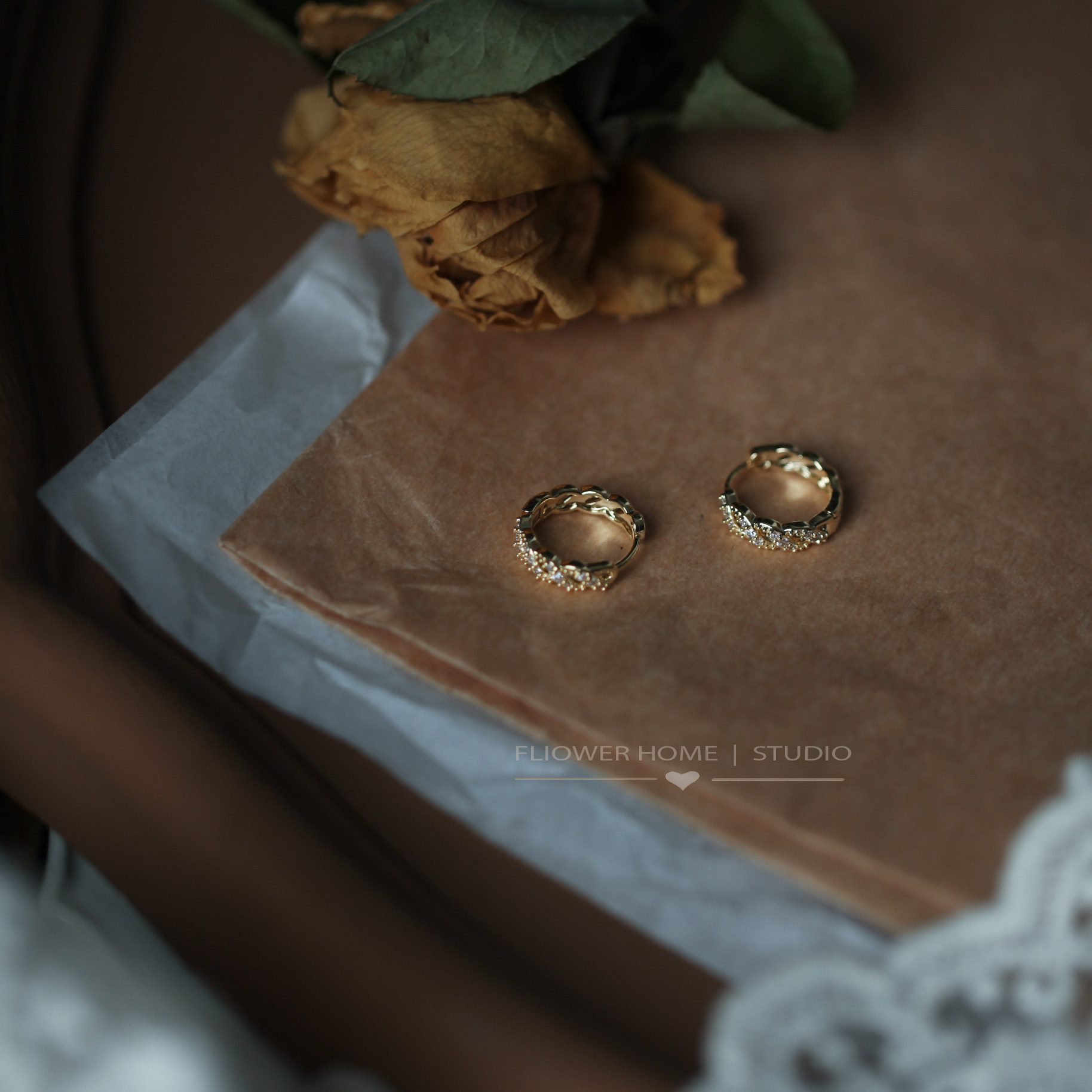 小巧闪亮女精致高质感耳钉