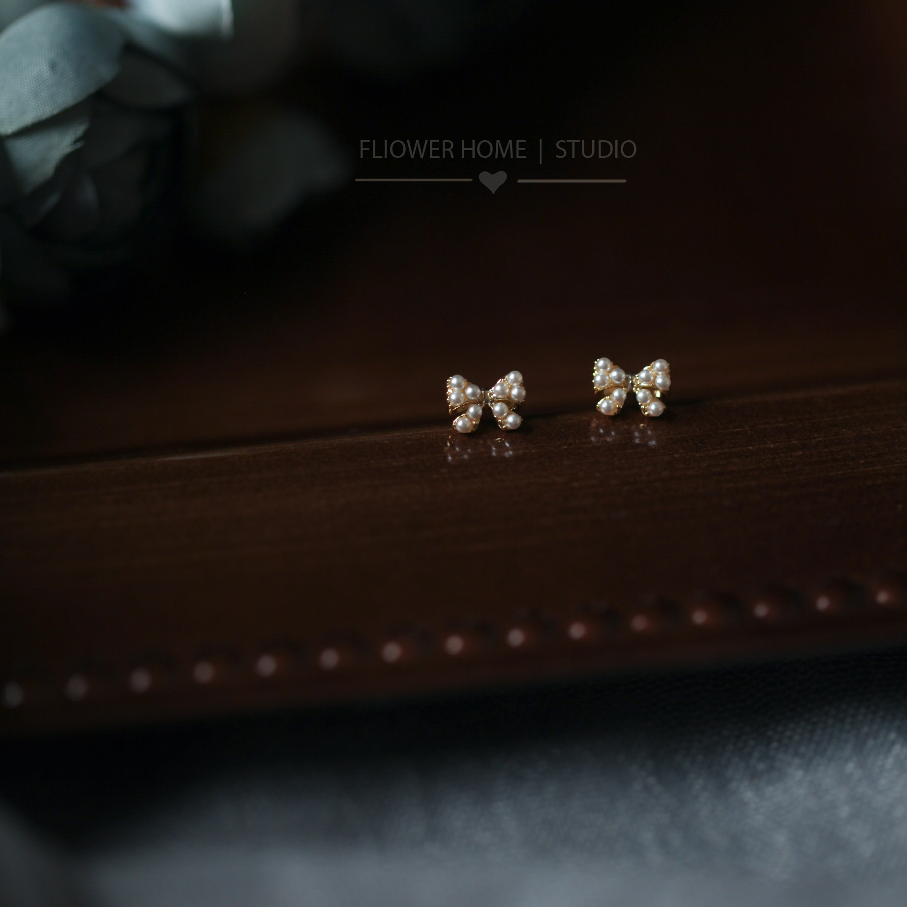 花宿studio 小小小蝴蝶结珍珠耳钉 精致小巧甜美个性气质简约百搭,饰品/流行首饰/时尚饰品新,耳钉,淘宝优惠券,粉丝福利购,淘宝优惠卷