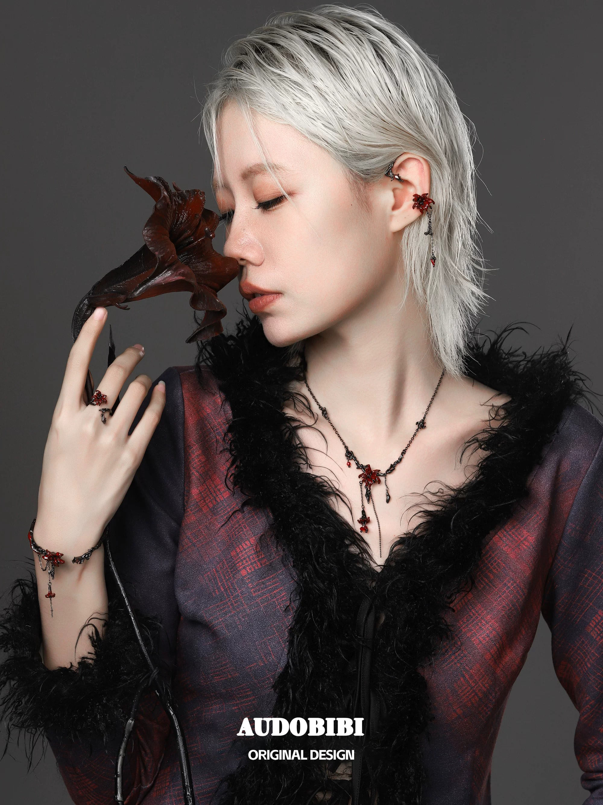 Серия AUDOBIBI Mandala оригинальное темное ожерелье высокого класса sense of red, милая крутая цепочка для ключиц горячей девушки Изображение 1