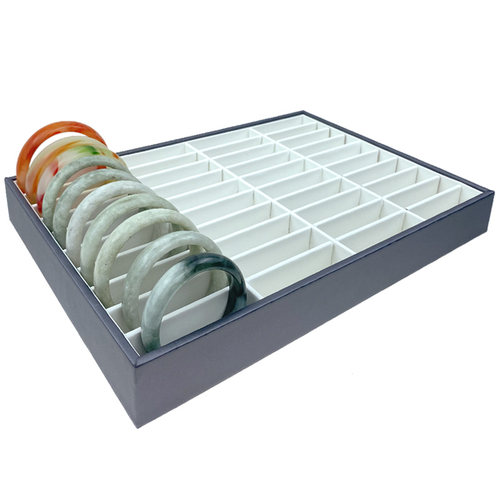 高档皮质手镯项链吊坠展示粤伊洛