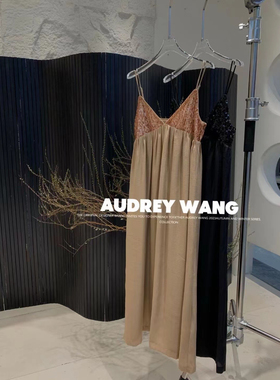 AW2024春季新款小众时尚拼接挂脖式亮片亚麻连衣裙设计师品牌女
