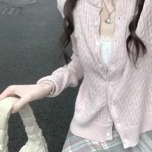 开春韩系粉色针织开衫外套女2025新款毛衣高级感早春chic穿搭上衣