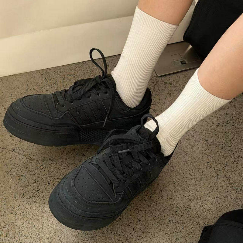 诗歌兰2025秋季新款真皮休闲鞋