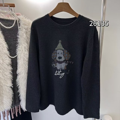 one深灰色磨毛长袖T恤女冬中长款遮屁股磨毛长棉绒卡通印花打底衫