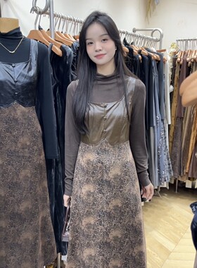 韩版气质高级感豹纹拼接pu皮背心吊带连衣裙女时尚百搭长款裙子