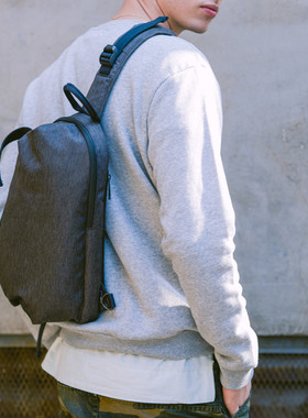 cai时尚休闲通勤胸包男可装9.7iPad斜背单肩收纳布料防泼水抗褶皱