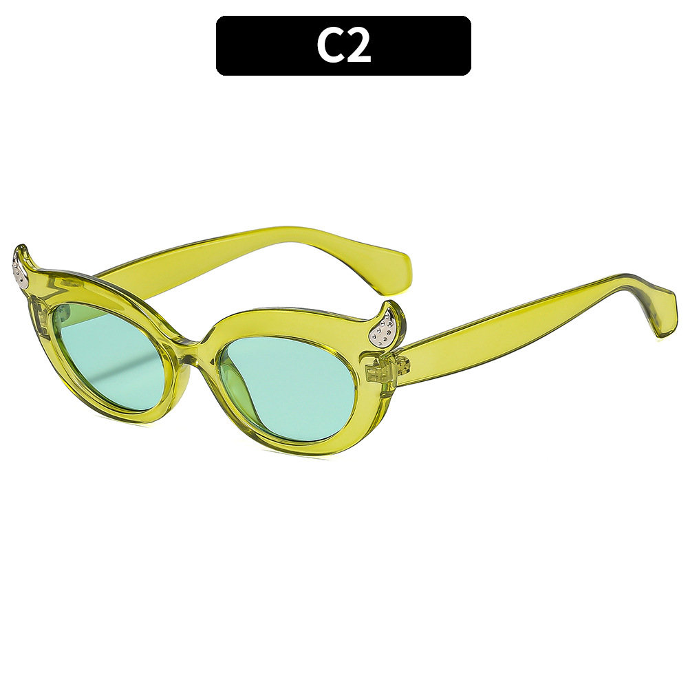 新款时尚女士素颜猫眼个性尖角太阳眼镜跨境欧美潮流夸张防晒墨镜