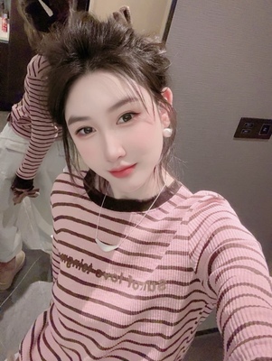 欧洲站2025冬季新款字母拼接条纹长袖t恤女时尚洋气百搭套头上衣