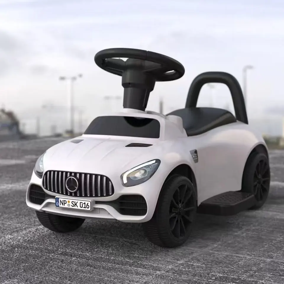 新款儿童滑行车宝宝四轮手推车灯光音乐助步溜溜车BB玩具扭扭车