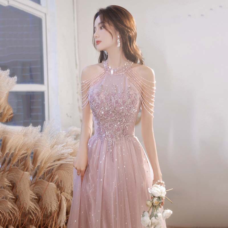粉色晚礼服女新款2026秋夏气质名媛轻奢感宴会伴娘订婚生日主持裙