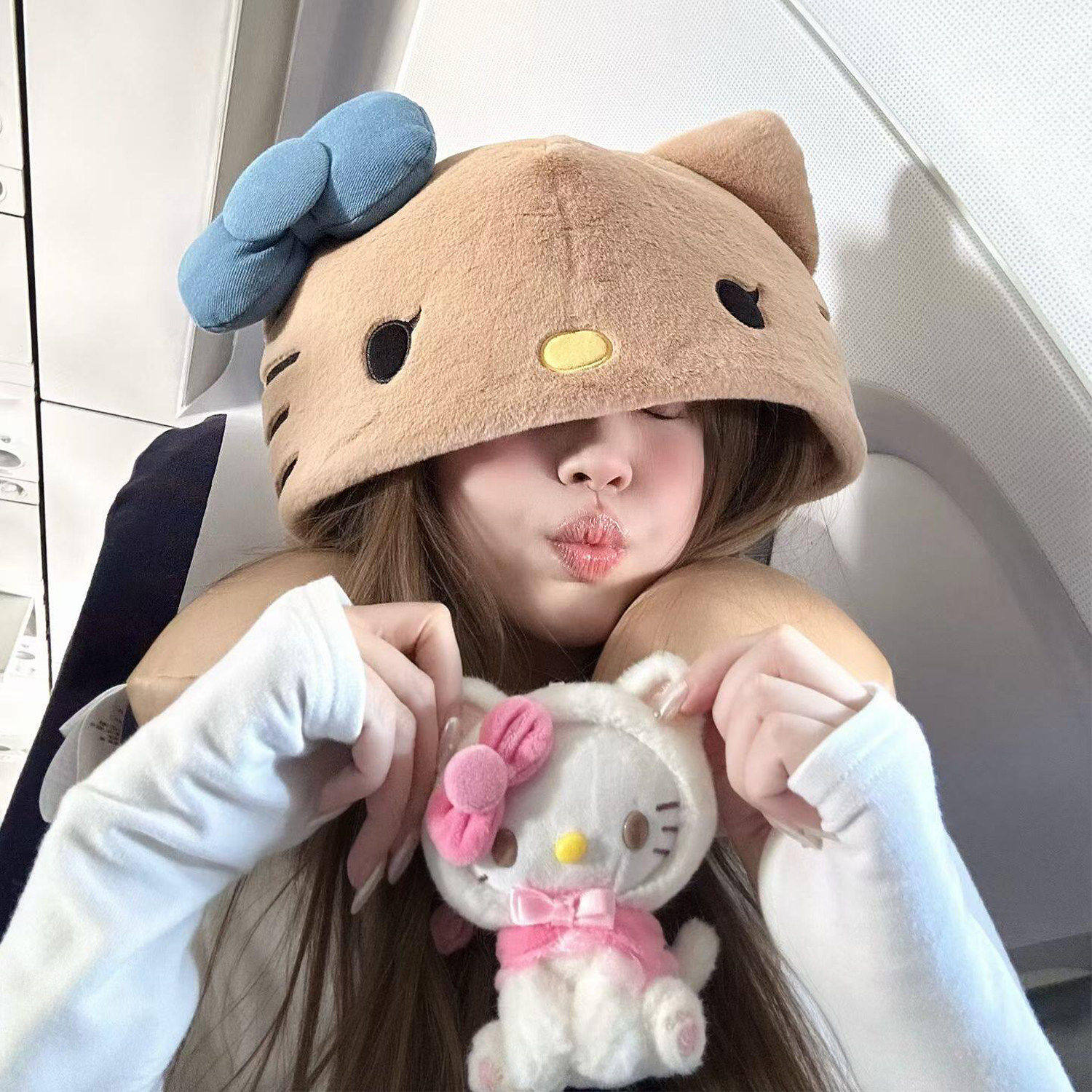 可爱KT猫u型枕连帽冬季旅行便携睡觉长途护颈椎脖子办公室带帽子,床上用品,U型枕/便携枕,淘宝优惠券,粉丝福利购,淘宝优惠卷