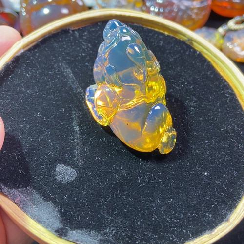 全净蓝珀金蟾15克