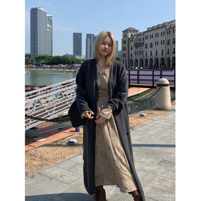 胖mm复古褶皱设计感碎花连衣裙女冬季新款宽松慵懒风外套大衣套装