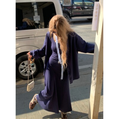 胖mm巨收腰S曲线抽褶设计吊带连衣裙女夏新款气质显身材脚踝长裙