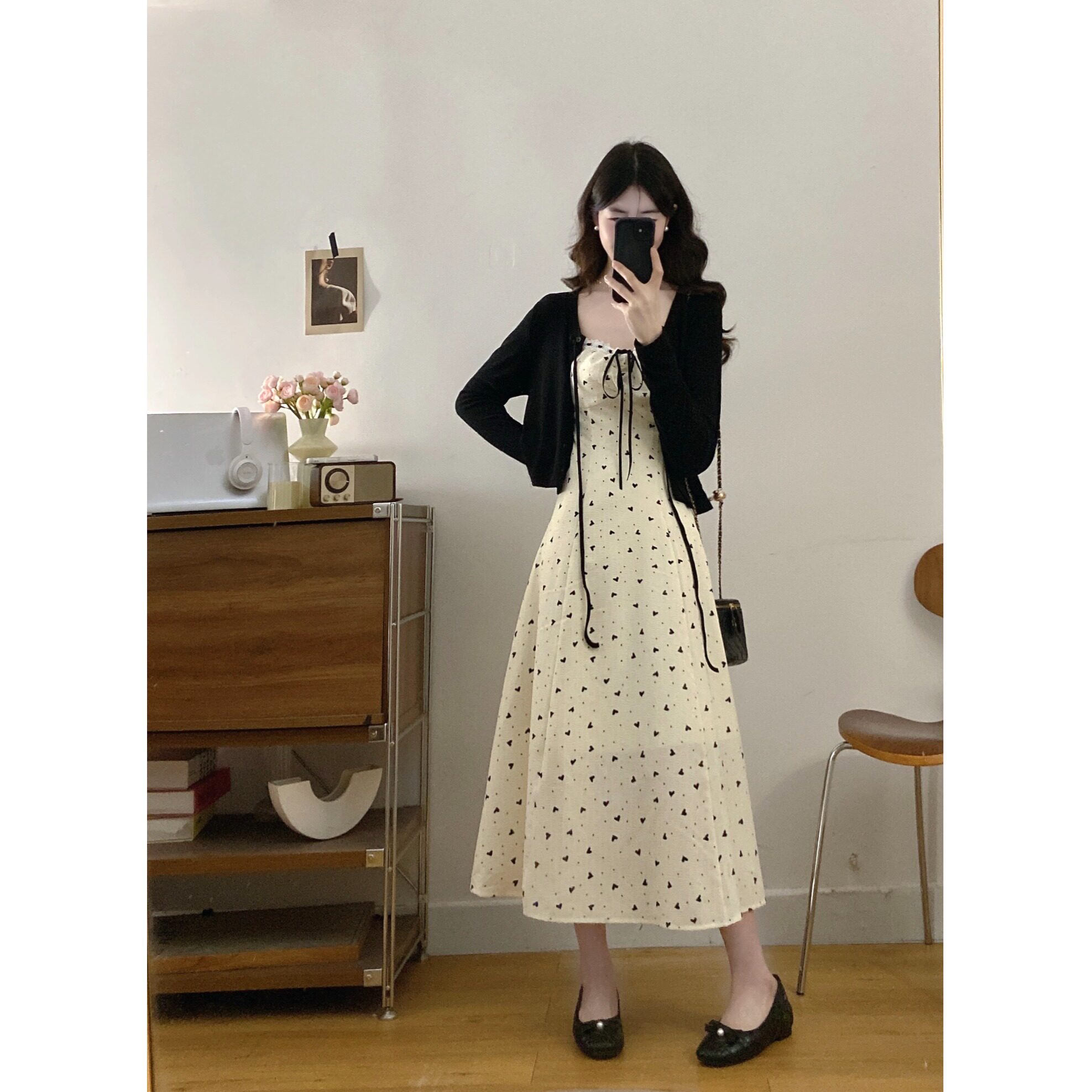 大码胖mm甜美风黑白爱心碎花吊带连衣裙女系带收腰波点长裙少女感