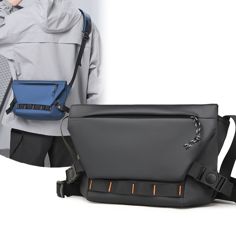 柏利黑色皮膜机能男士斜挎包潮流单肩斜挎邮差包港风骑行包男胸包