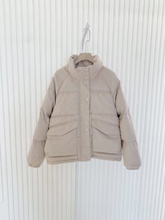 小禾同源hug丝驼绒短款 面包羽绒服