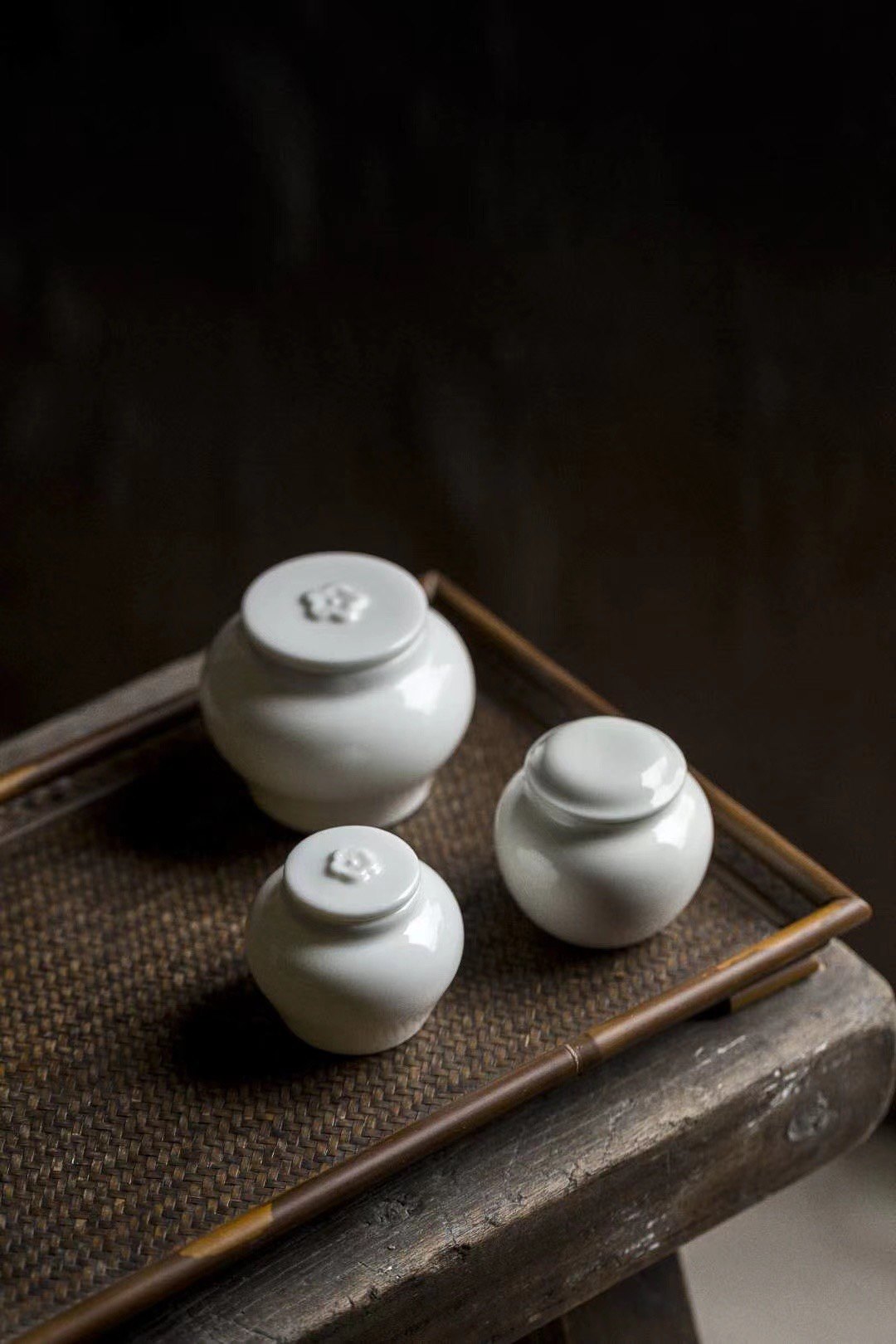 台湾正品敦睦窑小茶仓系列，林敦睦创作，落款