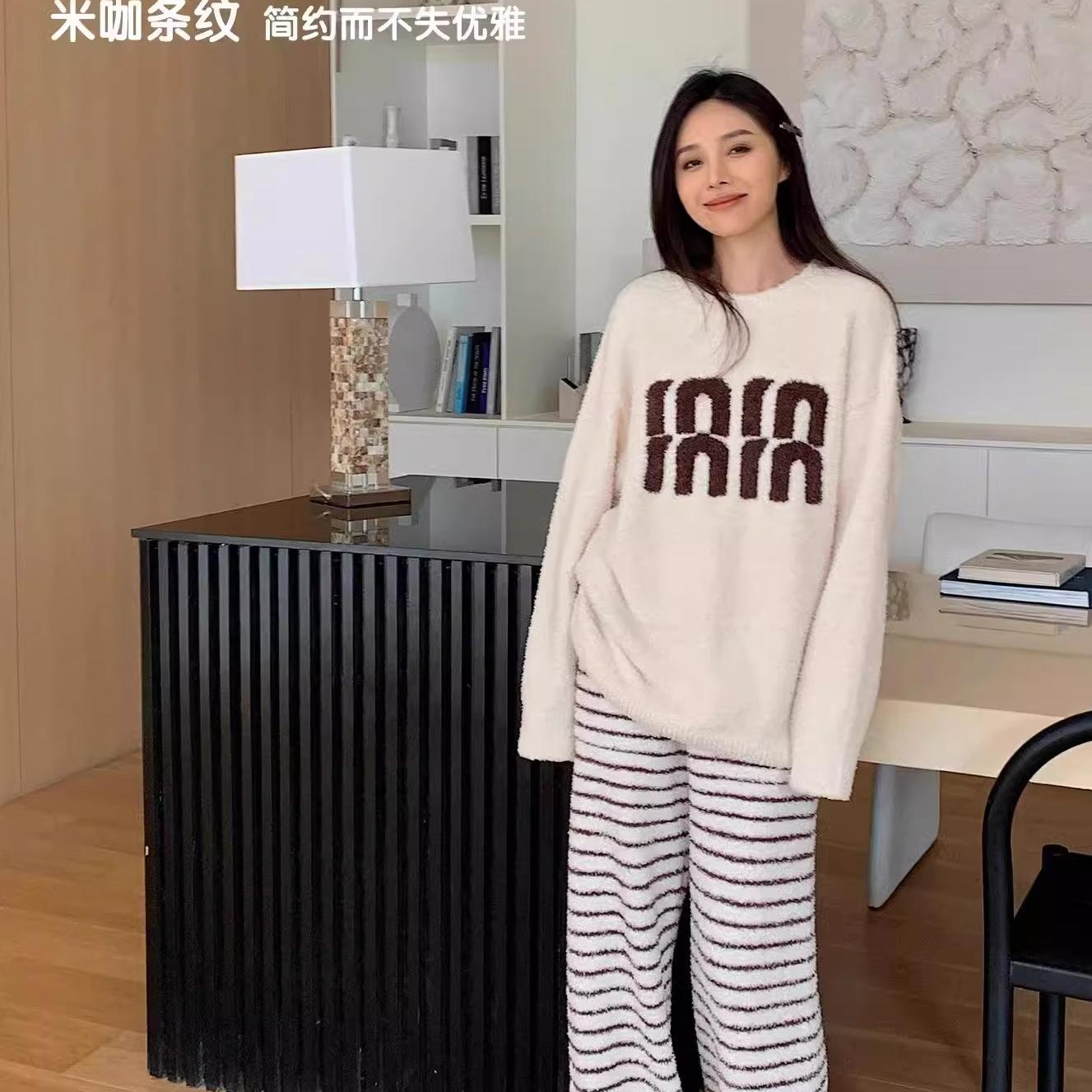 绵绵热能睡衣套装秋冬季新款半边绒加厚保暖宽松条纹家居服软糯女