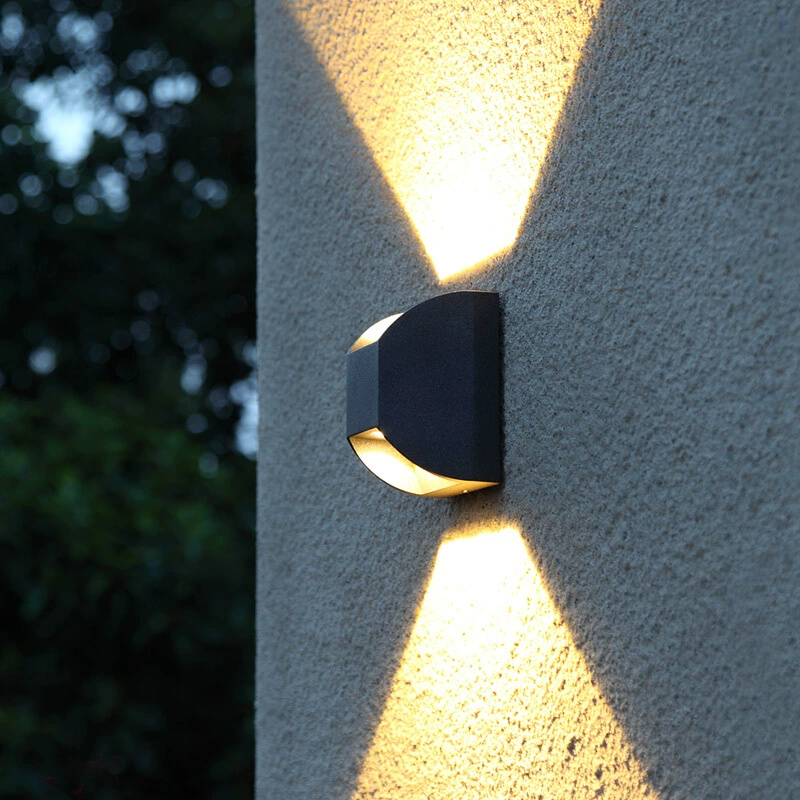 户外壁灯别墅酒店庭院露台门口洗墙高端壁灯防水双向发光外墙射灯