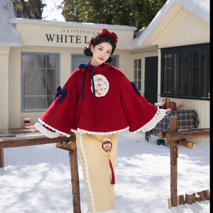 女加厚 原创复古旗袍斗篷半身裙外套套装 无衣饮羽 红果甜心