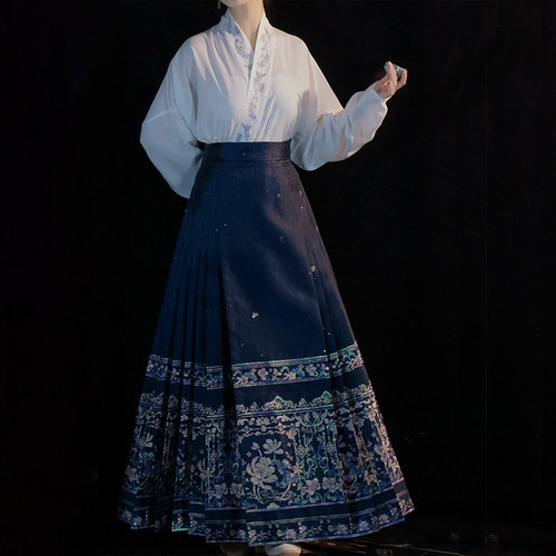 无衣饮羽【步步生莲】仿螺钿春款马面裙日常通勤出行明制汉服