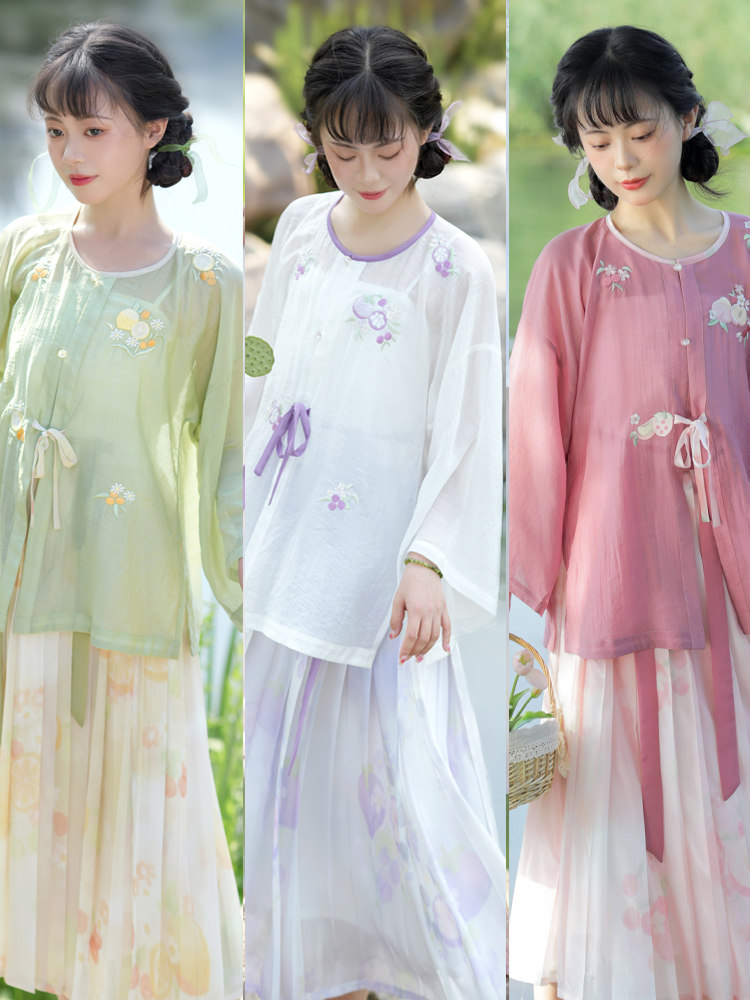 WUYI YINYU [SHATTERED ICE] HANFU 명나라 여성 텐셀 자수 라운드 넥 셔츠 플리츠 스커트 일상용으로 다양하게 사용 가능