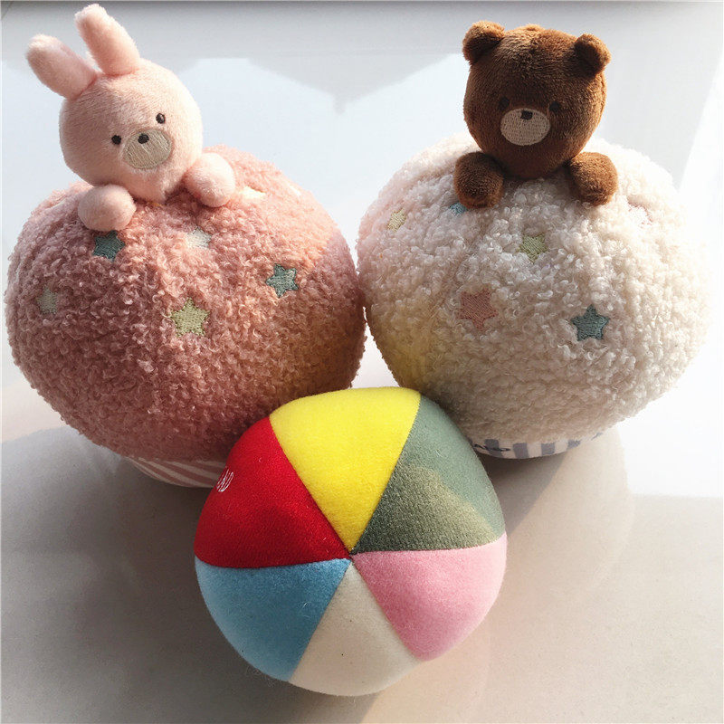 清仓婴幼儿布球 颜色鲜艳 好抓握 带清脆响铃 超柔面料可水洗