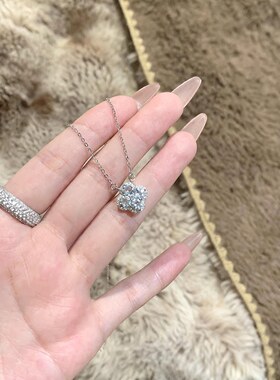 爆闪彩虹四叶草项链女新款轻奢小