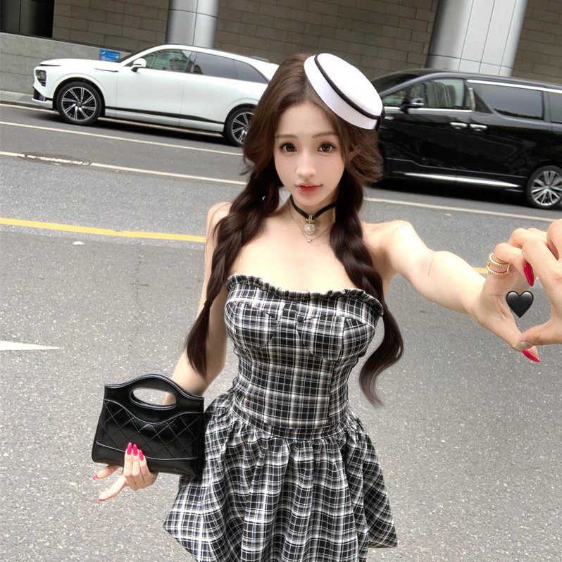 实拍~ 香榭千金设计感复古美式辣妹A字收腰黑色格子抹胸连衣裙夏