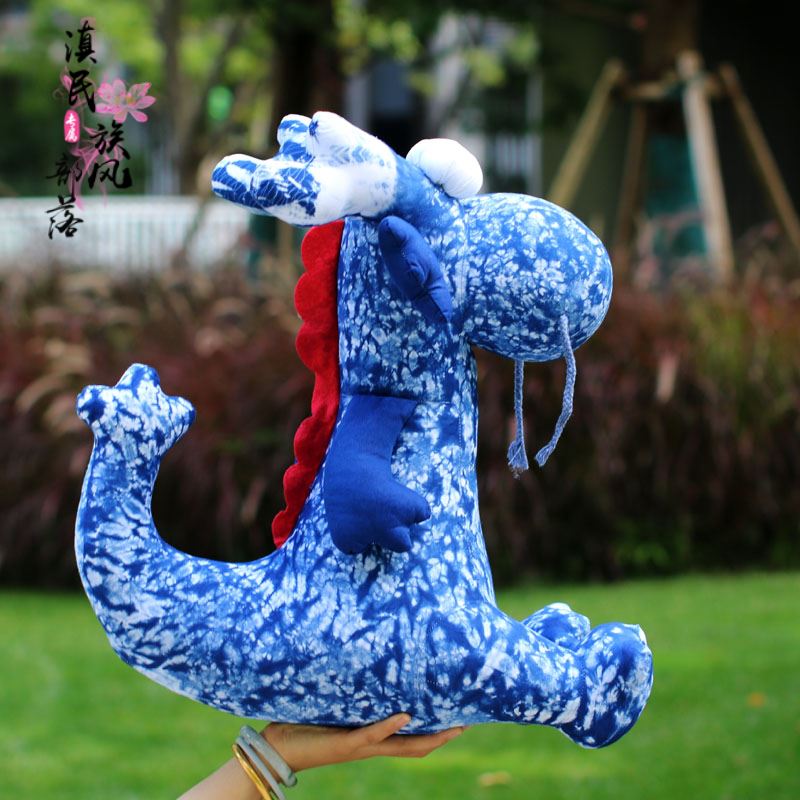大理扎染新款龙年大理玩偶染布云南手工布偶可爱伴手动物公仔摆件