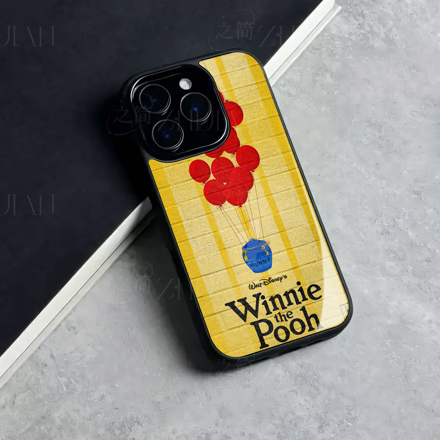 小熊维尼气球磁吸磨砂黑框电镀玻璃手机壳适用苹果iphone17promax华为MATE70PRO小米17PROMAX荣耀MAGIC4PRO小