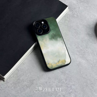 之简ZHIJIAN《绿雾氤氲》玻璃亮面磨砂手机壳新款小众不撞壳适用苹果17promaxMATE60PRO+红米TURBO3荣耀300PR