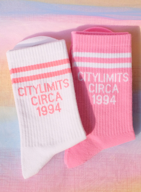 袜子女秋季粉色袜子多巴胺袜子女芭比粉袜子学院风可爱中筒袜棉