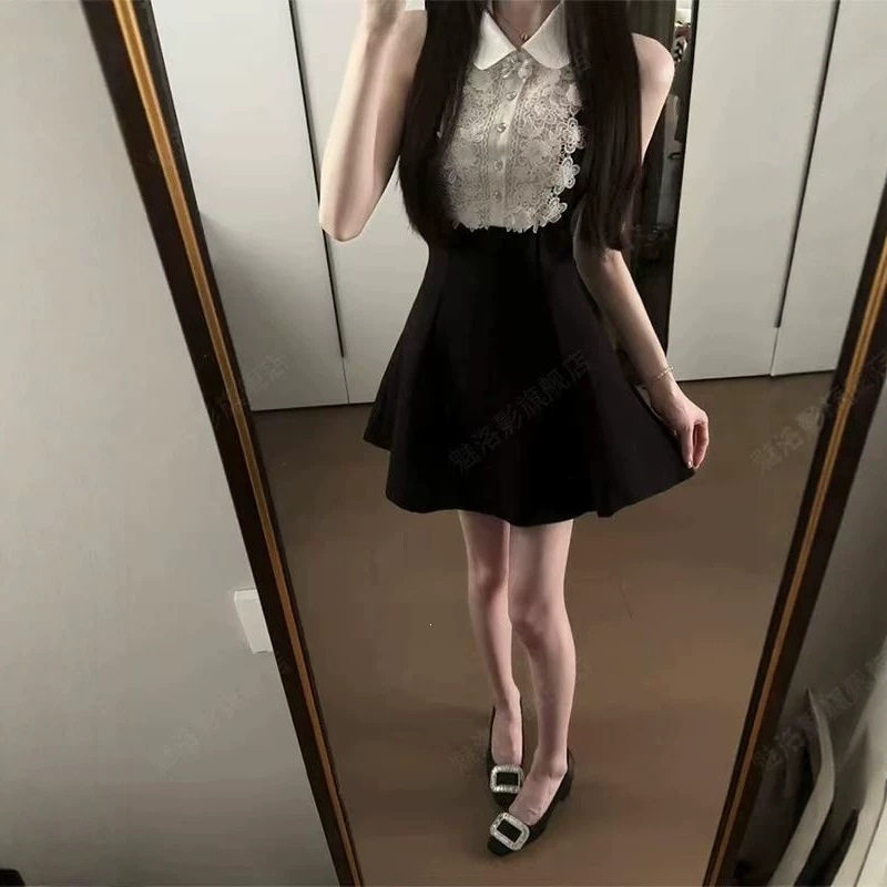 古早千金风无袖背心连衣裙女夏季时尚高级感修身蕾丝拼接a字短裙