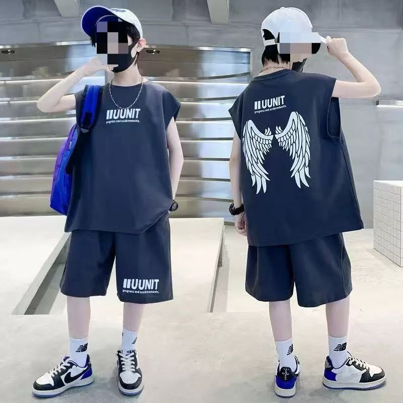 夏季中大童男孩背心短裤两件套