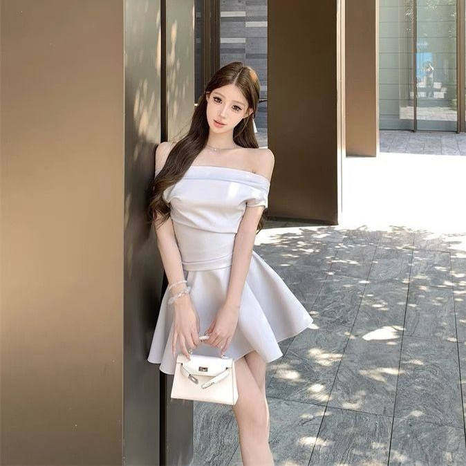 【两件套装】一字肩纯欲短袖修身T恤上衣女夏时尚高腰蓬蓬半身裙
