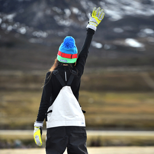 北京森林户外可触屏加绒加厚防泼水耐磨滑防滑雪骑行运动手套男女