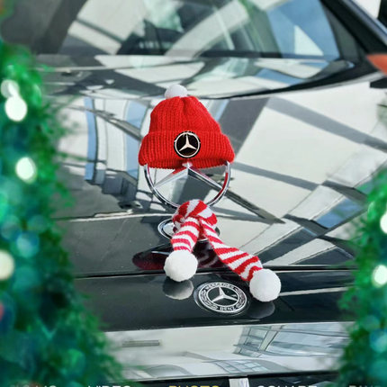 奔驰立标帽子围巾圣诞装饰e300车标小红帽车载摆件挂件4s礼品小帽