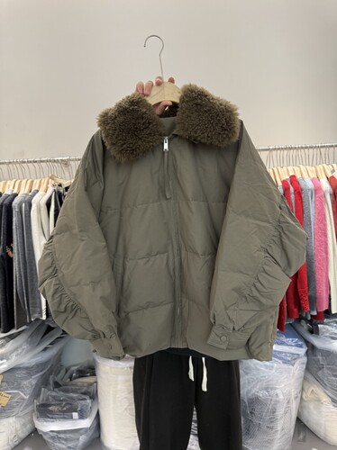 真毛领90白鹅绒工装派克羽绒服