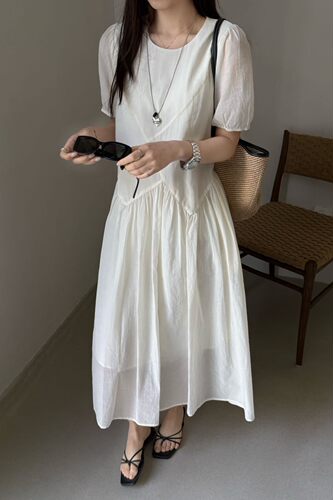 韩系时尚设计感度假风泡泡袖连衣裙女2026夏显瘦A字中长仙女裙620