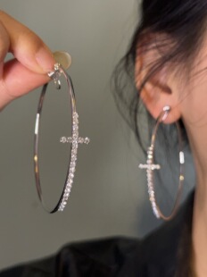 信仰之光夸张7cm十字架气质耳圈耳饰蚊香盘耳夹女无耳洞圈圈欧美