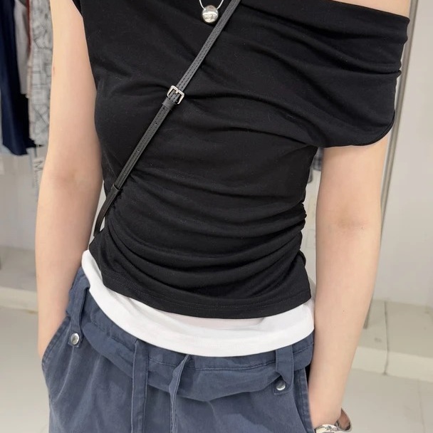 韩版chic荡领假两件短袖T恤女设计感小众洋气撞色黑白挂脖上衣女