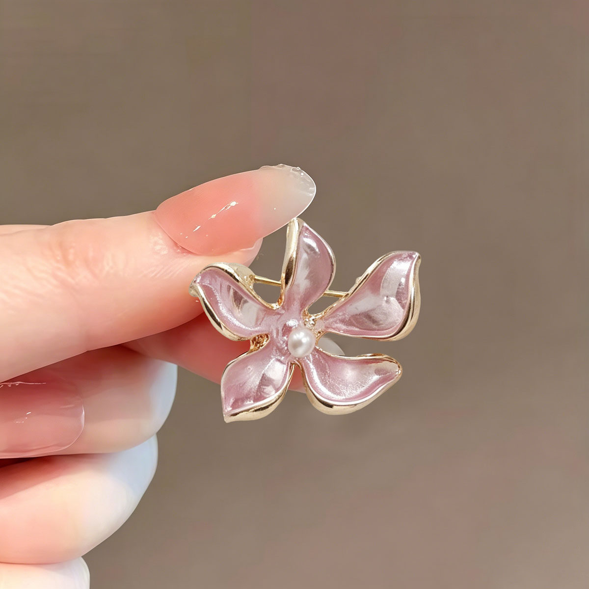 爱莲说粉色莲花胸针女图片